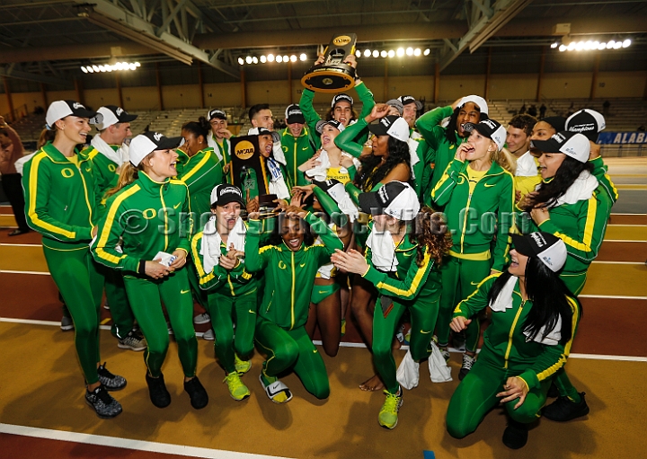 2016NCAAIndoorsSat-0116.JPG - The Oregon men's and women's teams won the team titles during the NCAA Indoor Track & Field Championships Saturday, March 12, 2016, in Birmingham, Ala. (Spencer Allen/IOS via AP Images)